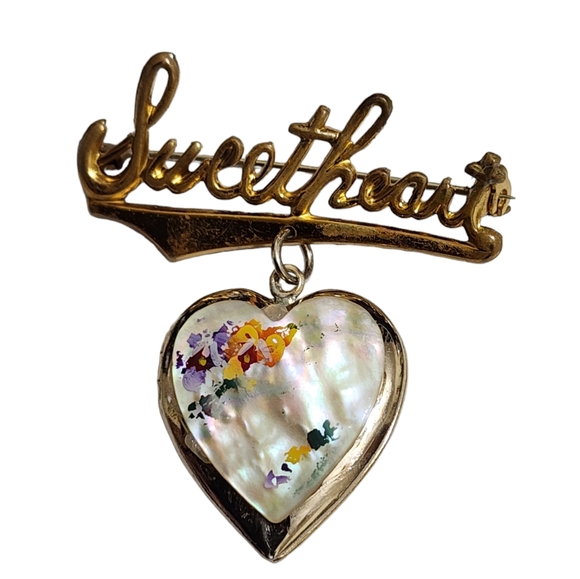 unbranded Jewelry - Vintage 1940s sweetheart locket brooch